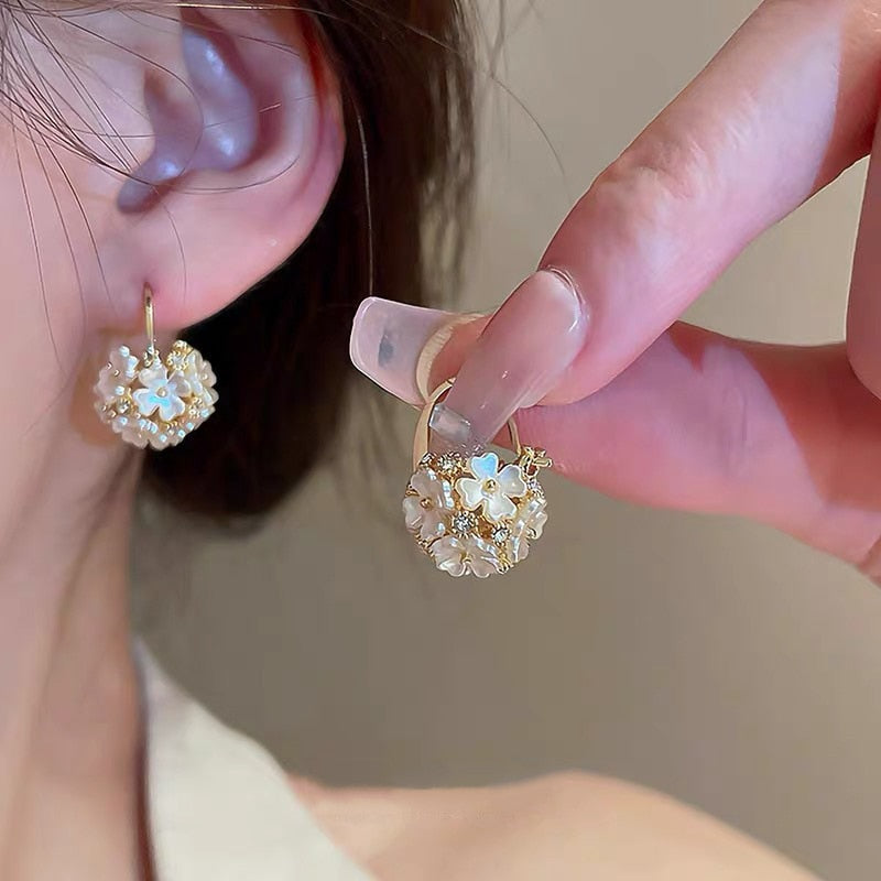 2025 Korean New Simple Temperament Circle Pearl Earrings Fashion Small Versatile Earrings Jewelry