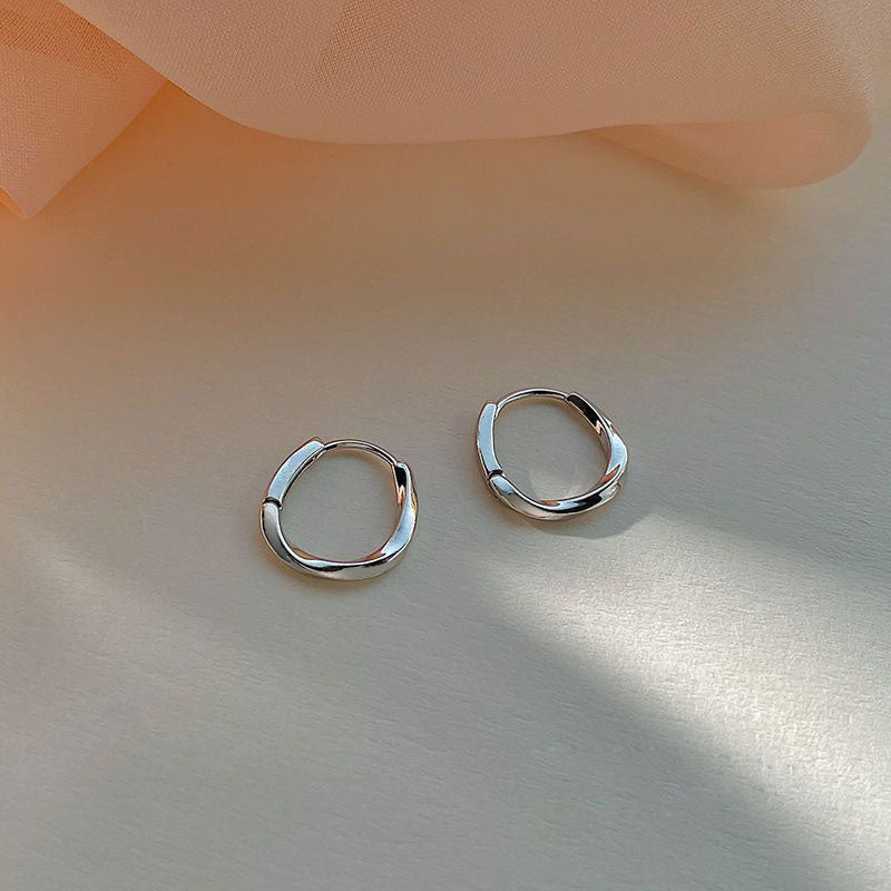 2025 Korean New Simple Temperament Circle Pearl Earrings Fashion Small Versatile Earrings Jewelry
