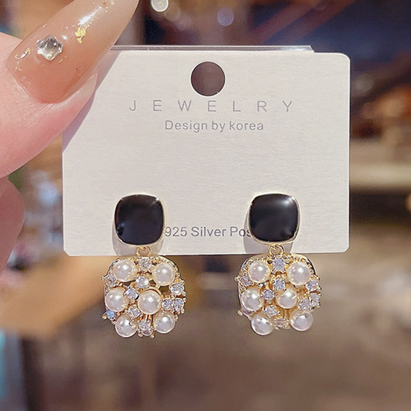 2025 Korean New Simple Temperament Circle Pearl Earrings Fashion Small Versatile Earrings Jewelry