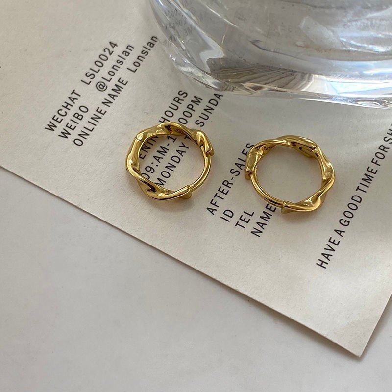 2025 Korean New Simple Temperament Circle Pearl Earrings Fashion Small Versatile Earrings Jewelry